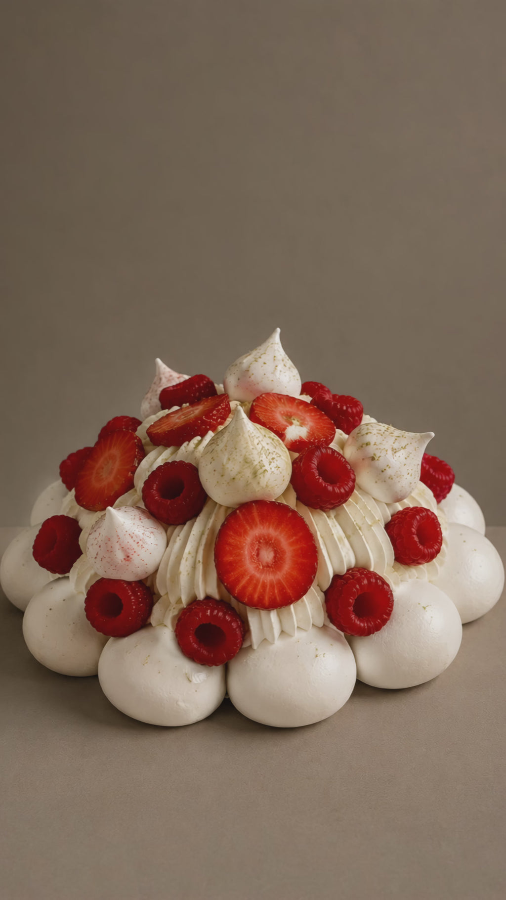 Pavlova Fresa y Frambuesa